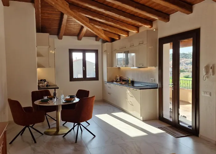 Casa Toni, וילסימיוס