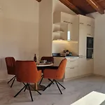 Casa Toni, * ヴィッラシミーウス